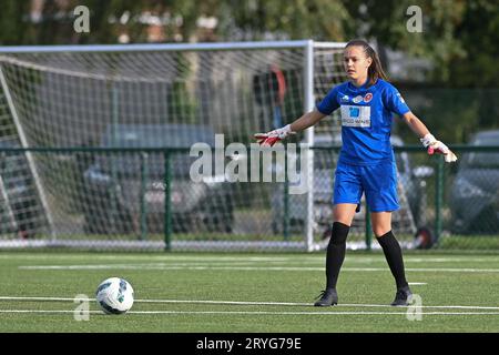 Zulte, Belgique. 30 septembre 2023. La gardienne Sofie Tans (29) de Woluwe photographiée lors d'un match de football féminin entre SV Zulte - Waregem et White Star Woluwe lors de la cinquième journée de la saison 2023 - 2024 de la Super League Belge Lotto Womens, le dimanche 30 septembre 2023 à Zulte, BELGIQUE . Crédit : Sportpix/Alamy Live News Banque D'Images