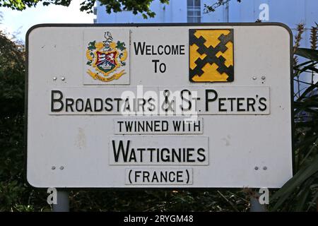 Panneau routier, High Street, Broadstairs, Île de Thanet, Kent, Angleterre, Grande-Bretagne, Royaume-Uni, Royaume-Uni, Europe Banque D'Images