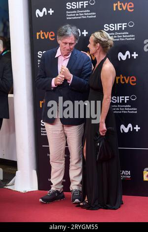 30 septembre 2023, Donostia / San Sebastian, Euskadi, Espagne : Gabriel Byrne, Sandrine Bonnaire a assisté à la cérémonie de clôture Red Carpet lors du 71e Festival International du film de San Sebastian au Kursaal Palace le 30 septembre 2023 à Donostia / San Sebastian, Espagne (image de crédit : © Jack Abuin/ZUMA Press Wire) USAGE ÉDITORIAL UNIQUEMENT! Non destiné à UN USAGE commercial ! Banque D'Images