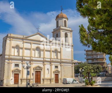 CANOSA DI PUGLIA, ITALIE, 7 JUILLET 2022 - la cathédrale de San Sabino à Canosa di Puglia, dans la province de Barletta-Andria-Trani, Italie Banque D'Images