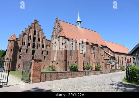 Monastère médiéval Wienhausen près de celle construit dans le style gothique de brique Banque D'Images