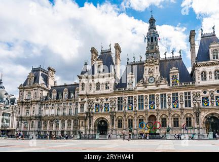 Façade de l'Hôtel de ville, hôtel de ville de Paris, reconstruit au 19e siècle dans le style Renaissance française, centre-ville de Paris, France Banque D'Images