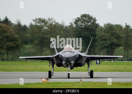 La base aérienne de Skrydstrup reçoit officiellement quatre avions de combat F-35 le dimanche 1 octobre 2023. Les avions sont officiellement remis par Lockheed Martin à l'Agence du matériel et de l'approvisionnement du ministère de la Défense, puis aux Forces armées et à l'Armée de l'Air. Le Danemark a acheté un total de 27 avions de chasse F-35 au fabricant Lockheed Martin. Les quatre avions de chasse F-35 sont arrivés en septembre à la base aérienne de Skrydstrup. (Photo : Bo Amstrup/Ritzau Scanpix) Banque D'Images