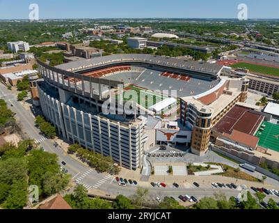 Vues aériennes Darrell K Royal Memorial Stadium Banque D'Images