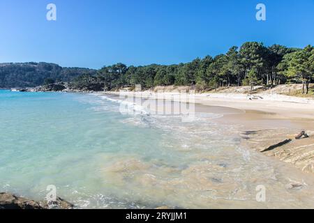 Belle plage de Nerga à Cangas, Galice, Banque D'Images