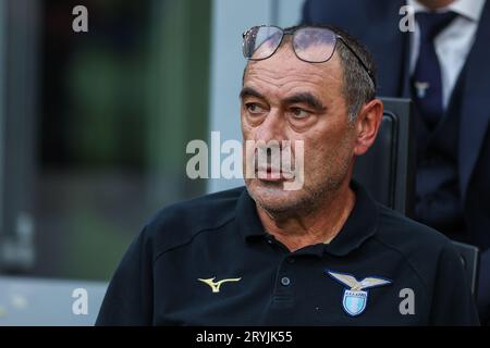 Maurizio Sarri entraîneur-chef du SS Lazio est vu lors du match de football Serie A 2023/24 entre l'AC Milan et le SS Lazio au stade San Siro de Milan. SCORE FINAL : Milan 2 | 0 Latium Banque D'Images