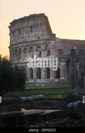 Architecture romaine antique, Colloseo Roma Banque D'Images