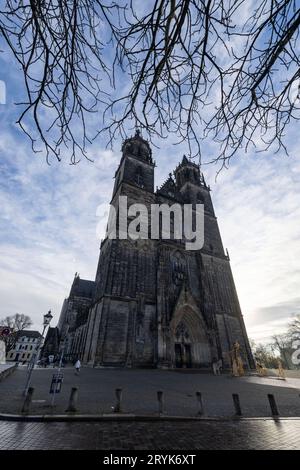 Magdeburger Dom 05122021 - Der Magdeburger Dom am Zweiten Avent 2021. Magdeburg Dom Sachsen-Anhalt Deutschland *** Cathédrale de Magdebourg 05122021 la Cathédrale de Magdebourg au second Avent 2021 Cathédrale de Magdebourg Saxe Anhalt Allemagne 051221 ppb-3 Credit : Imago/Alamy Live News Banque D'Images