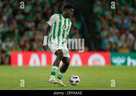 Séville, Espagne. 01 octobre 2023. Assane Diao du Real Betis lors du match de Liga entre le Real Betis et Valencia CF a joué au stade Benito Villamarin le 1 octobre à Séville, en Espagne. (Photo Antonio Pozo/PRESSINPHOTO) crédit : PRESSINPHOTO SPORTS AGENCY/Alamy Live News Banque D'Images