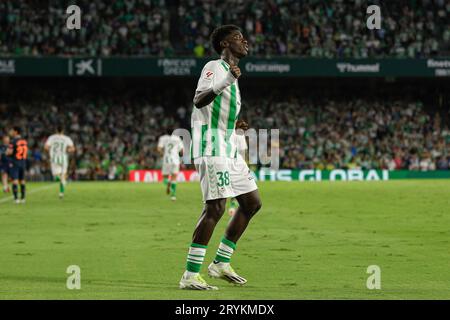 Séville, Espagne. 01 octobre 2023. Assane Diao du Real Betis lors du match de Liga entre le Real Betis et Valencia CF a joué au stade Benito Villamarin le 1 octobre à Séville, en Espagne. (Photo Antonio Pozo/PRESSINPHOTO) crédit : PRESSINPHOTO SPORTS AGENCY/Alamy Live News Banque D'Images