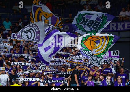 Madrid, Espagne. 01 octobre 2023. 1 octobre 2023 ; Wizink Center ; Madrid ; Espagne ; Liga Endesa ACB; Real Madrid vs Barcelone ; berserkers crédit : CORDON PRESSE/Alamy Live News Banque D'Images