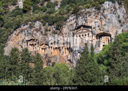 Tombes de rois de Kaunos près de Dalyan, Turquie. Banque D'Images
