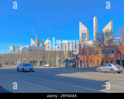 Edmonton, Alberta, Canada. 27 mai 2023. MacEwan University une université publique de premier cycle située dans le centre-ville d'Ed Banque D'Images