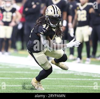 La Nouvelle-Orléans, États-Unis. 01 octobre 2023. Les Saints de la Nouvelle-Orléans, en retour, Alvin Kamara (41 ans) se précipitent pour un match de la National football League au Caesars Superdome à la Nouvelle-Orléans, Louisiane, le dimanche 1 octobre 2023. (Photo de Peter G. Forest/Sipa USA) crédit : SIPA USA/Alamy Live News Banque D'Images