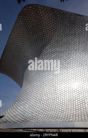 Museo Soumaya sur la Plaza Carso à Mexico, Mexique Banque D'Images