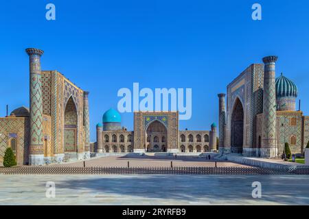 La place du Registan, Samarkand, Ouzbékistan Banque D'Images