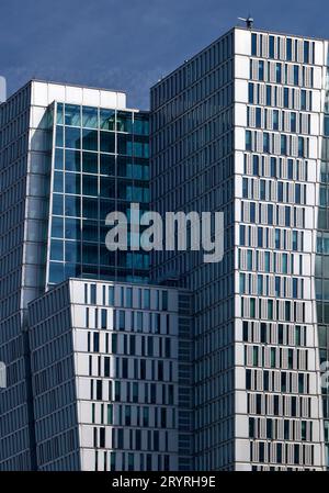 Immeuble de bureaux de grande hauteur Nextower, Palaisquartier, Francfort-sur-le-main, Hesse, Allemagne, Europe Banque D'Images