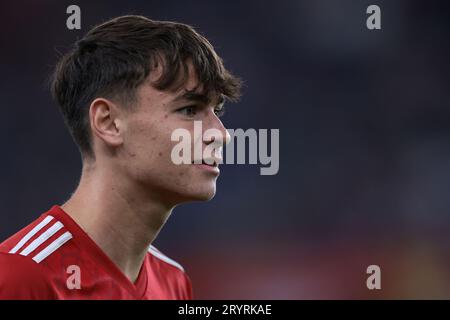 Gênes, Italie, 28 septembre 2023. Niccolo Pisilli de L'AS Roma regarde pendant l'échauffement avant le match de Serie A à Luigi Ferraris, Gênes. Le crédit photo devrait se lire : Jonathan Moscrop / Sportimage Banque D'Images