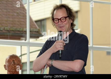 Vorbesprechung zum Abschlusskonzert des Orchesters der Wiener Akademie im Rahmen des KIRCH KLANG Festival Salzkammergut, unter der Leitung und dem dirigat des Dirigenten Martin Haselböck, am 30.09.2023. DAS Bild zeigt den künstlerischen Direktor des Bruckner Orchester Linz, Norbert Trawöger 2023 - Vorbesprechung zum Abschlusskonzert des Orchesters der Wiener Akademie im Rahmen des KIRCH KLANG Festival Salzkammergut, unter der Leitung und dem Dirigat des Dirigenten Martin Haselböck, am 30.09.2023. *** Discussion préliminaire pour le concert final de l'Orchestre de l'Académie de Vienne au sein du Banque D'Images