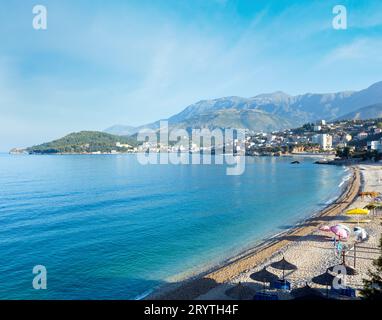 Côte d'été matin vue (Albanie) Banque D'Images