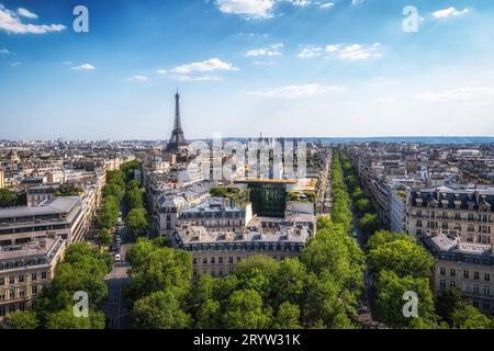 La Tour Eiffel de l'Arc de Triomphe Banque D'Images