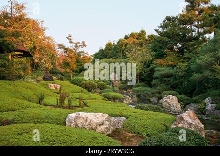 Un nouveau jardin d'étang ou yoko-en du temple Taizo-in à l'automne. Kyoto. Japon Banque D'Images