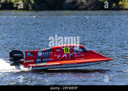 Courses de bateaux à moteur à Vila Velha de Ródão, lors du Grand Prix du Portugal II du Championnat du monde UIM F2 2023. Banque D'Images