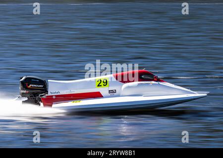 Courses de bateaux à moteur à Vila Velha de Ródão, lors du Grand Prix du Portugal II du Championnat du monde UIM F2 2023. Banque D'Images