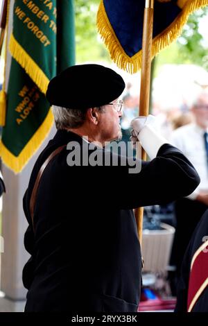 National Memorial Arboretum, Royaume-Uni. 31 juillet 2017. Les militaires rendent hommage à ceux qui ont perdu la vie lors de la bataille de Passchendale. Banque D'Images