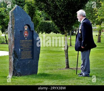 National Memorial Arboretum, Royaume-Uni. 31 juillet 2017. Les militaires rendent hommage à ceux qui ont perdu la vie lors de la bataille de Passchendale. Banque D'Images