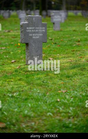 Le cimetière de guerre allemand Sandweiler à Luxembourg. Il contient les tombes de 10 913 soldats allemands tombés lors de la bataille des Ardennes en 1944-1945. Banque D'Images