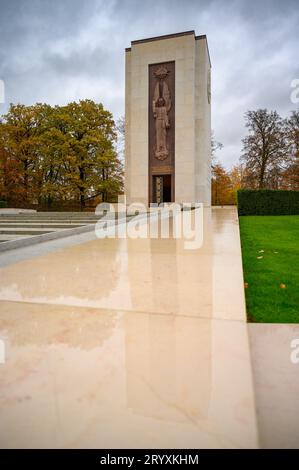 La chapelle commémorative du cimetière américain luxembourgeois et mémorial à Hamm, Luxembourg, Luxembourg. Banque D'Images