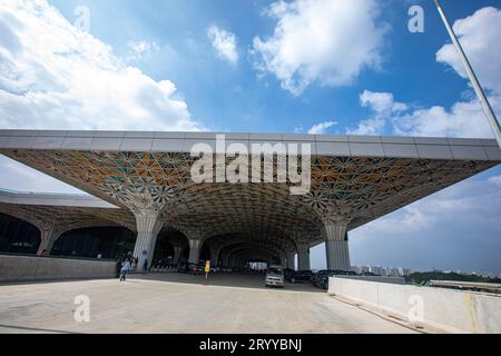 Dhaka, Bangladesh : 02, octobre 2023 : troisième terminal nouvellement construit de l'aéroport international Hazrat Shahjalal (HSIA) à Dhaka. Une fois pleinement opérati Banque D'Images