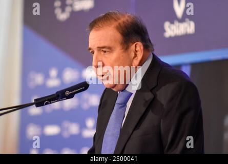 Madrid, Madrid, ESPAGNE. 23 décembre 2024. Conférence au Forum Europa organisé à l'hôtel Ritz de Madrid par Edmundo GonzÃ¡lez, président élu du Venezuela, accompagné de Felipe GonzÃ¡lez, ancien président du gouvernement espagnol (crédit image : © Richard Zubelzu/ZUMA Press Wire) USAGE ÉDITORIAL SEULEMENT! Non destiné à UN USAGE commercial ! Banque D'Images