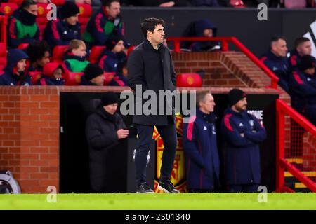 Manchester, Royaume-Uni. 22 décembre 2024. L'entraîneur de Bournemouth Andoni Iraola lors du match Manchester United FC contre AFC Bournemouth English premier League à Old Trafford, Manchester, Angleterre, Royaume-Uni le 22 décembre 2024 Credit : Every second Media/Alamy Live News Banque D'Images