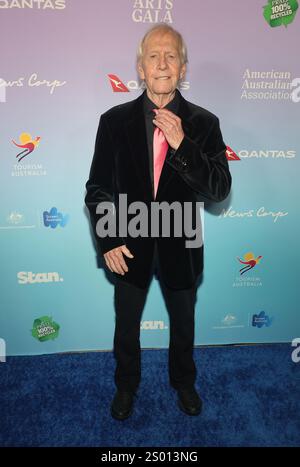 **FICHIER PHOTO** Paul Hogan est décédé. LOS ANGELES, CA - 1er FÉVRIER : Paul Hogan au 21e gala annuel G'Day USA Arts au Skirball Cultural Center le 1er février 2024 à Los Angeles, Californie crédit : Faye Sadou/MediaPunch Banque D'Images