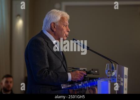 Madrid, Espagne. 23 décembre 2024. Felipe González, ancien président du gouvernement espagnol lors d’un petit-déjeuner informatif organisé par Nueva Economía Forum ce matin dans un hôtel du centre de Madrid. Crédit : D. Canales Carvajal/Alamy Live News Banque D'Images