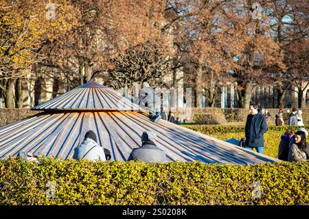 MUNICH, ALLEMAGNE - 2 DÉCEMBRE 2024 : le Hofgarten (jardin de la cour) est un jardin dans le centre de Munich, situé entre la Residenz et l'Englischer Banque D'Images