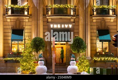 The Ivy Restaurant, 31 Castle Street, Liverpool. Ancien bâtiment de la Banque d'Angleterre, achevé en 1848. Photographié ici en décembre 2024. Banque D'Images