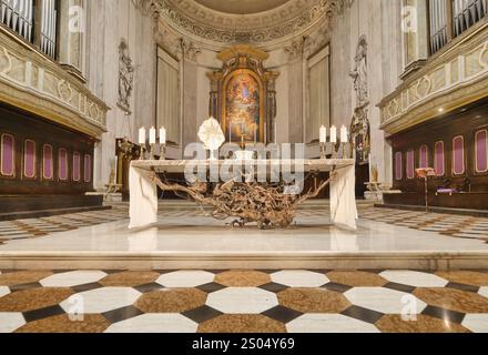 Vue sur la Nouvelle cathédrale, le Duomo Nuovo à Brescia, Italie, Lombardie Banque D'Images