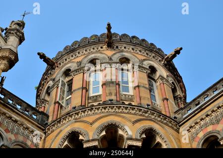 Vue extérieure du Chhatrapati Shivaji Maharaj Terminus, est une gare ferroviaire historique et un site du patrimoine mondial de l'UNESCO à Mumbai, Maharashtra, Inde Banque D'Images