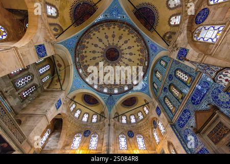 La mosquée Sokollu Mehmed Pacha est une mosquée ottomane du XVIe siècle, conçue par l'architecte Mimar Sinan et réputée pour la qualité des carreaux d'Iznik sur le Banque D'Images