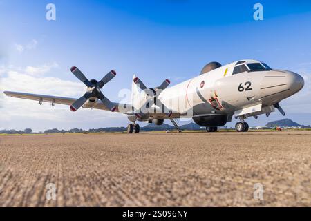 Japon, à la base aérienne de Kanoya 19 novembre 2024 : Kawasaki P-3 MPA à la base aérienne de Kanoya au Japon Banque D'Images