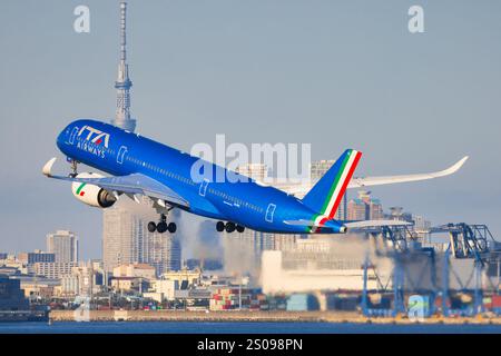 Japon - Tokio, 21 novembre 2024 : ATI Airbus A350 au Japon Banque D'Images