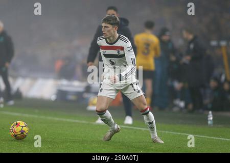 Wolverhampton, Royaume-Uni. 26 décembre 2024. Alejandro Garnacho de Manchester Unis en action. Premier League match, Wolverhampton Wanderers contre Manchester Utd au stade Molineux de Wolverhampton, Angleterre le lendemain de Noël, jeudi 26 décembre 2024. Cette image ne peut être utilisée qu'à des fins éditoriales. Usage éditorial exclusif, photo de Chris Stading/Andrew Orchard photographie sportive/Alamy Live News crédit : Andrew Orchard photographie sportive/Alamy Live News Banque D'Images