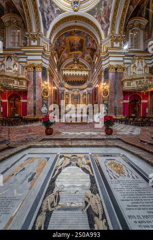 MDINA, MALTE - 19 décembre 2024 : L'église de l'Annonciation, également connue sous le nom d'église des Carmélites, est une église baroque du Prieuré de notre-Dame du Mont Banque D'Images
