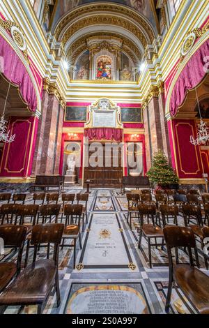 MDINA, MALTE - 19 décembre 2024 : L'église de l'Annonciation, également connue sous le nom d'église des Carmélites, est une église baroque du Prieuré de notre-Dame du Mont Banque D'Images