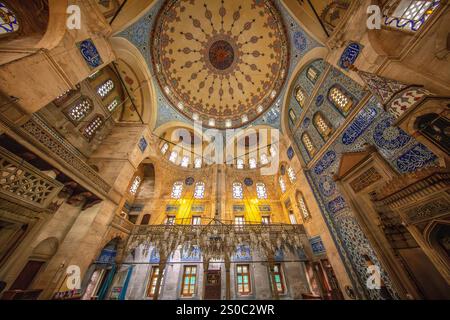 La mosquée Sokollu Mehmed Pacha est une mosquée ottomane du XVIe siècle, conçue par l'architecte Mimar Sinan et réputée pour la qualité des carreaux d'Iznik sur le Banque D'Images