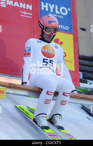 Titisee Neustadt, Allemagne. 13 décembre 2024. Stefan Kraft (Österreich/AUT) beim FIS Skisprung-Weltcup Superteam Herren in Neustadt crédit : dpa/Alamy Live News Banque D'Images