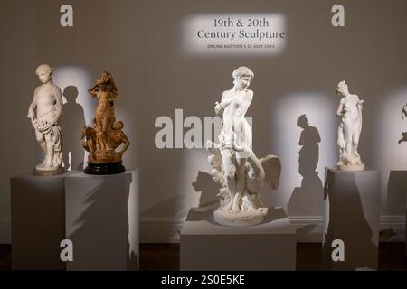 Sculptures des XIXe et XXe siècles en vente chez Sothebys à Londres Banque D'Images